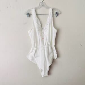 Barbizon White Lace 100% Cotton Body Suit Women’s Size M